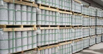 伊春 芝麻白挡车柱、阻车桩、隔离柱