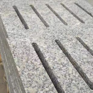 伊春芙蓉白水沟盖板