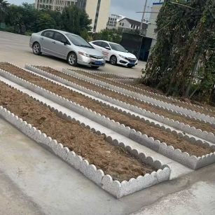 伊春 花边石、花围石、花园石安装效果