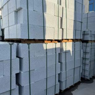 伊春 芝麻白路沿石