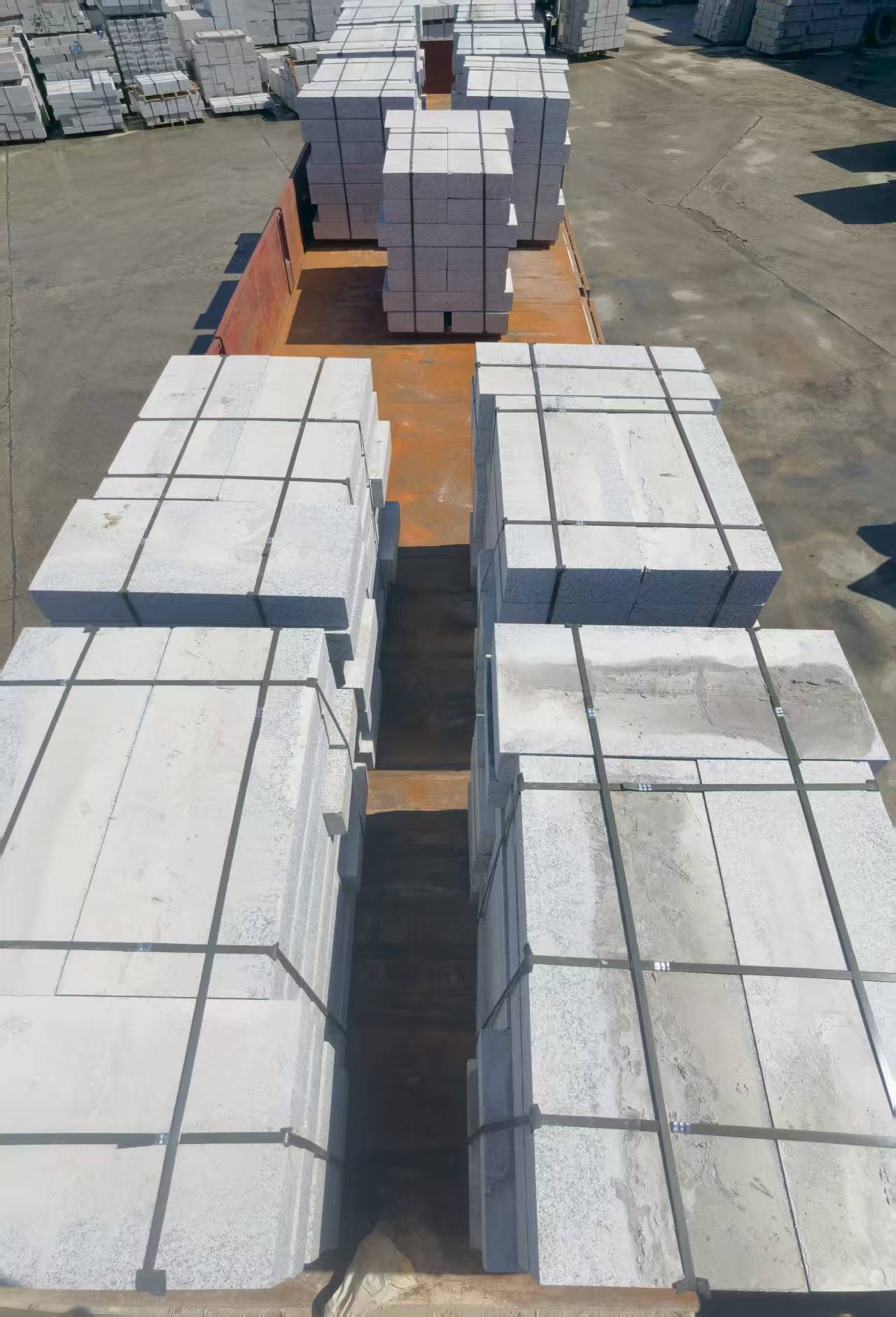 伊春 路沿石装车出货