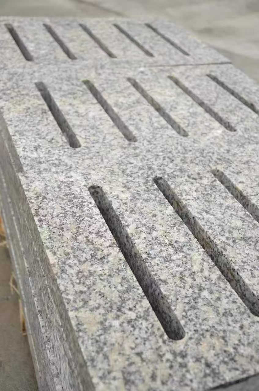 伊春芙蓉白水沟盖板