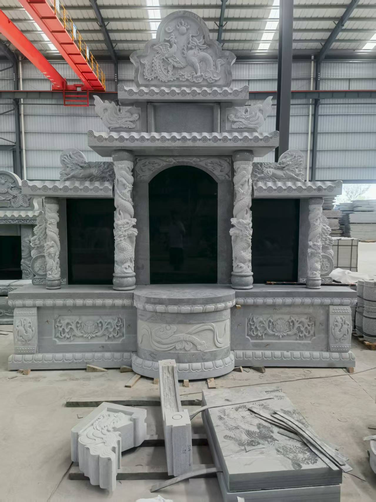 伊春 芝麻灰高档墓碑，土墓，可定制