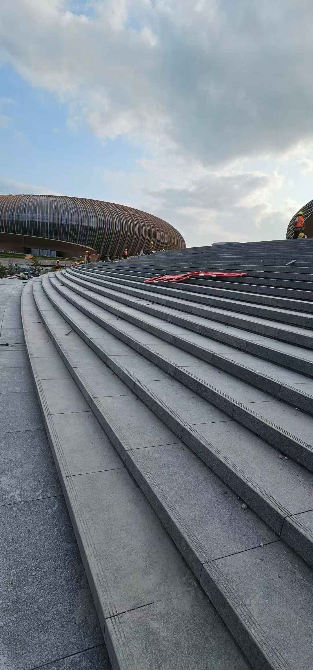 伊春 弧形整石台阶铺装效果图