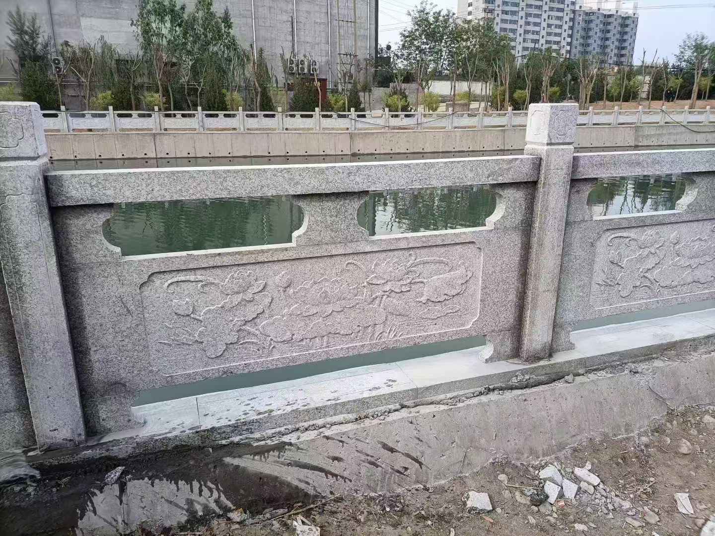 伊春 芙蓉白大花桥梁、河道，石材栏杆、围栏、护栏