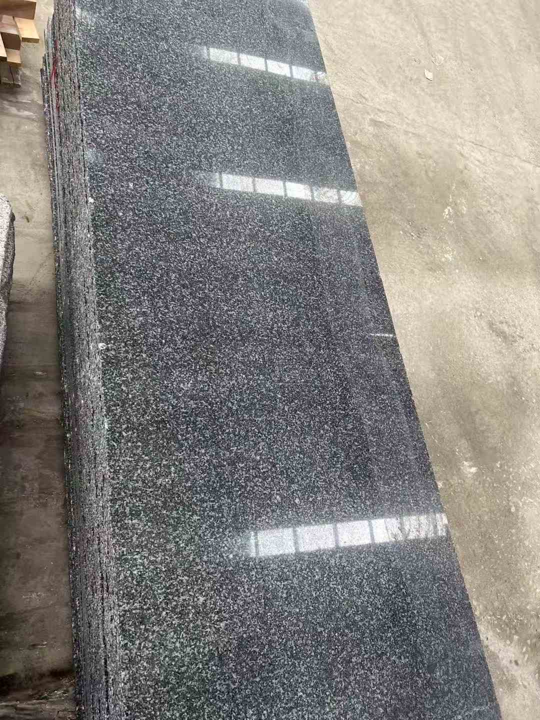 伊春 芝麻黑光面