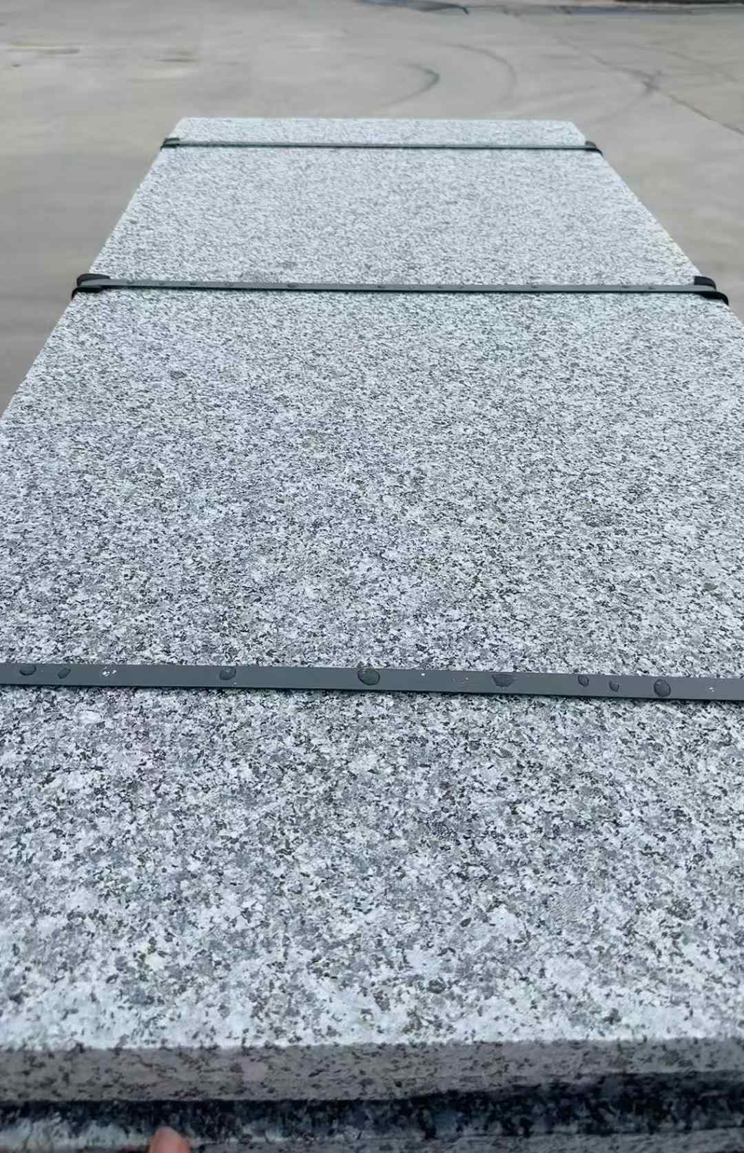 伊春 芝麻黑火烧面毛板，条板，半成品